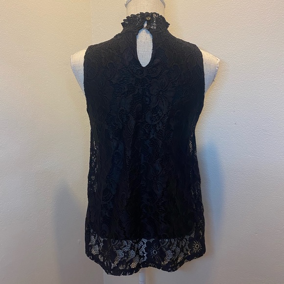 Cable & Gauge Black Lace Overlay Turtleneck Tank Top - Picture 3 of 8
